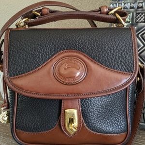 Dooney and Bourke vintage navy crossbody